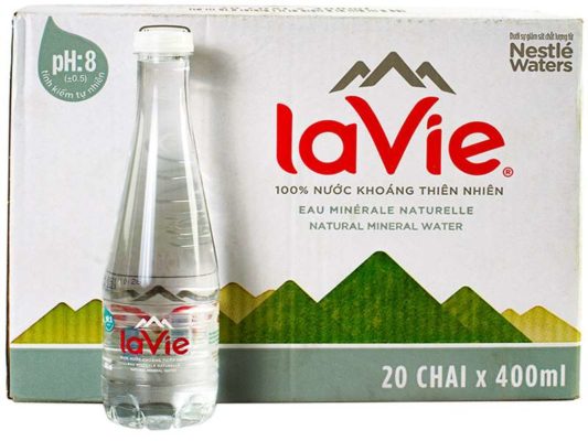 Nước khoáng Lavie Premium 400ml có thiết kế đơn giản, sang trọng, cao cấp