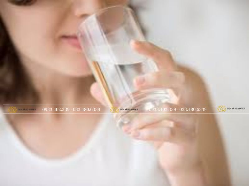 cách uống nước để tốt cho gan