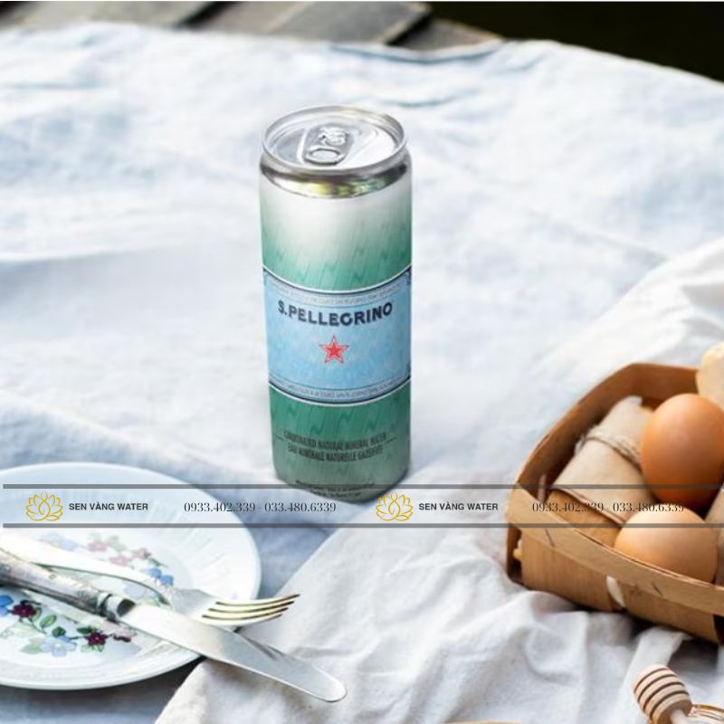 Nước khoáng S.Pellegrino có ga tự nhiên 330ml